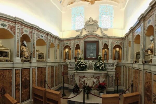 Chapel of relics: open again to the faithful