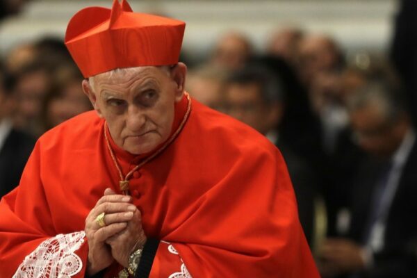 Le cardinal Simoni au sanctuaire